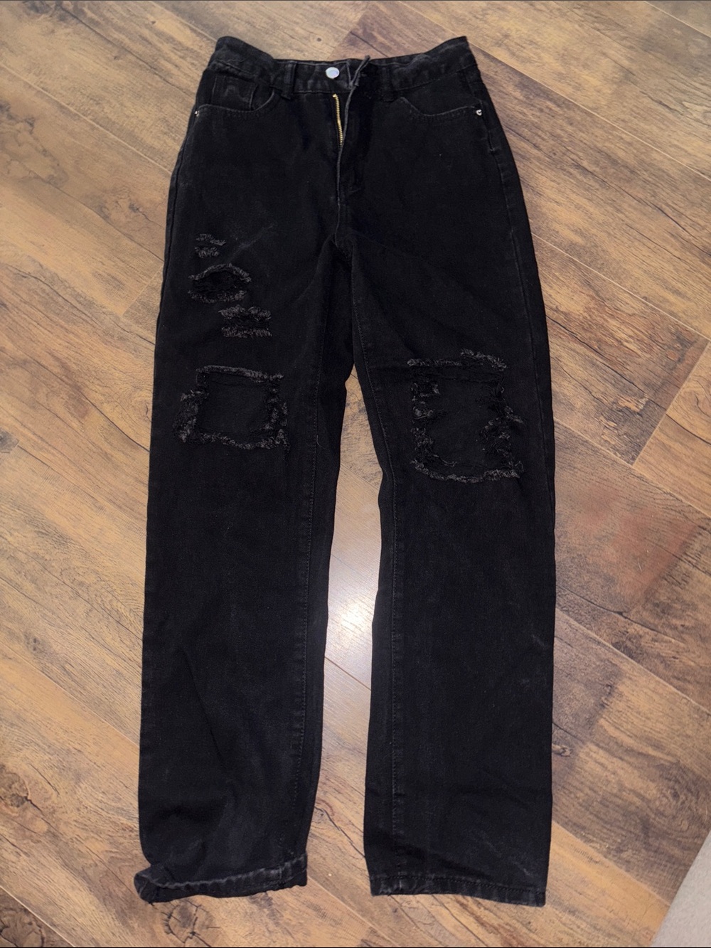 SHEIN Black Relaxed Distressed Jeans